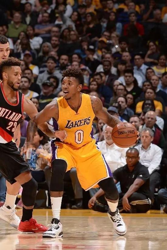 度在早期即 度在早期即