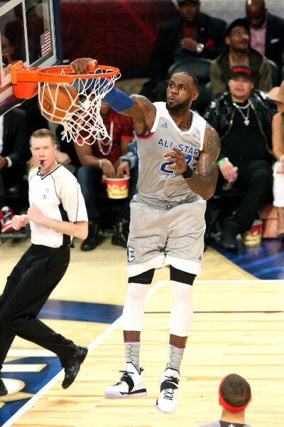 与阿门错位 与阿门错位