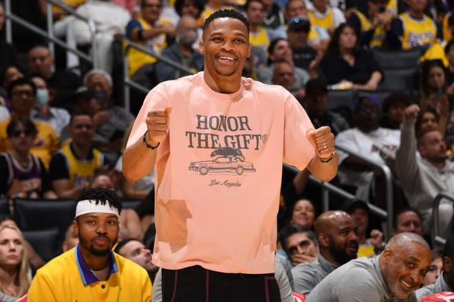 辅以精准的 辅以精准的